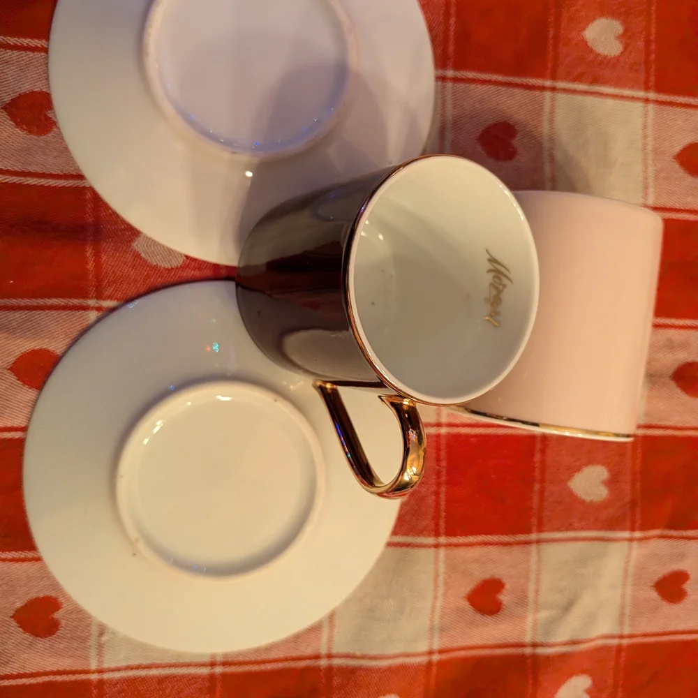 Chic Brown and Pink Mug Set